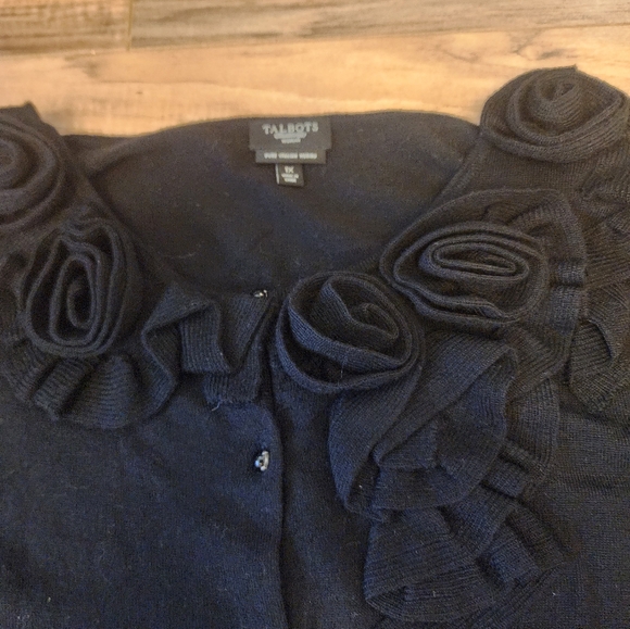 Sweater - Picture 6 of 8